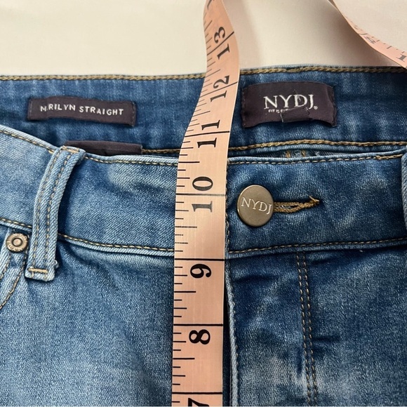 NYDJ Women’s Lift X Tuck Technology Size 12 Marilyn Straight Leg Jeans Casual - Picture 11 of 12